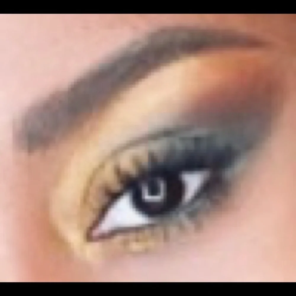 Urban Decay Soundtrack Palette - Picture 2 of 12